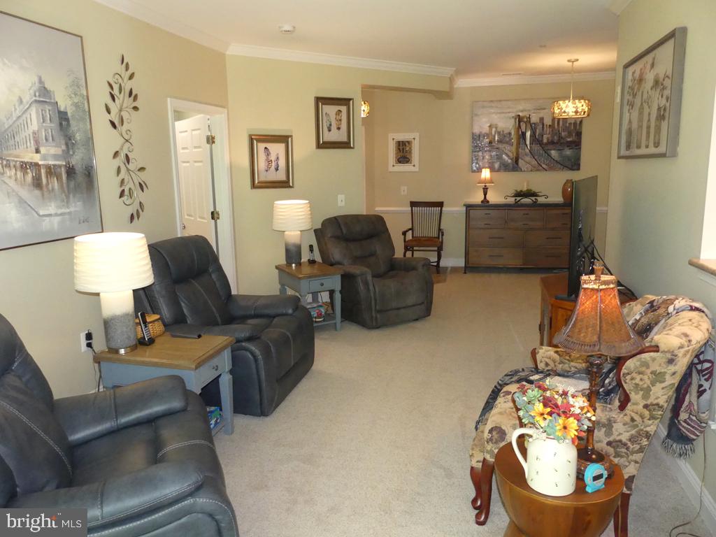 303 Tiree Ct #402 Property Photo 8