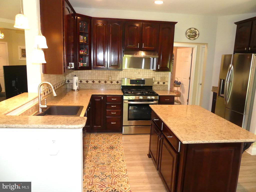 303 Tiree Ct #402 Property Photo 12