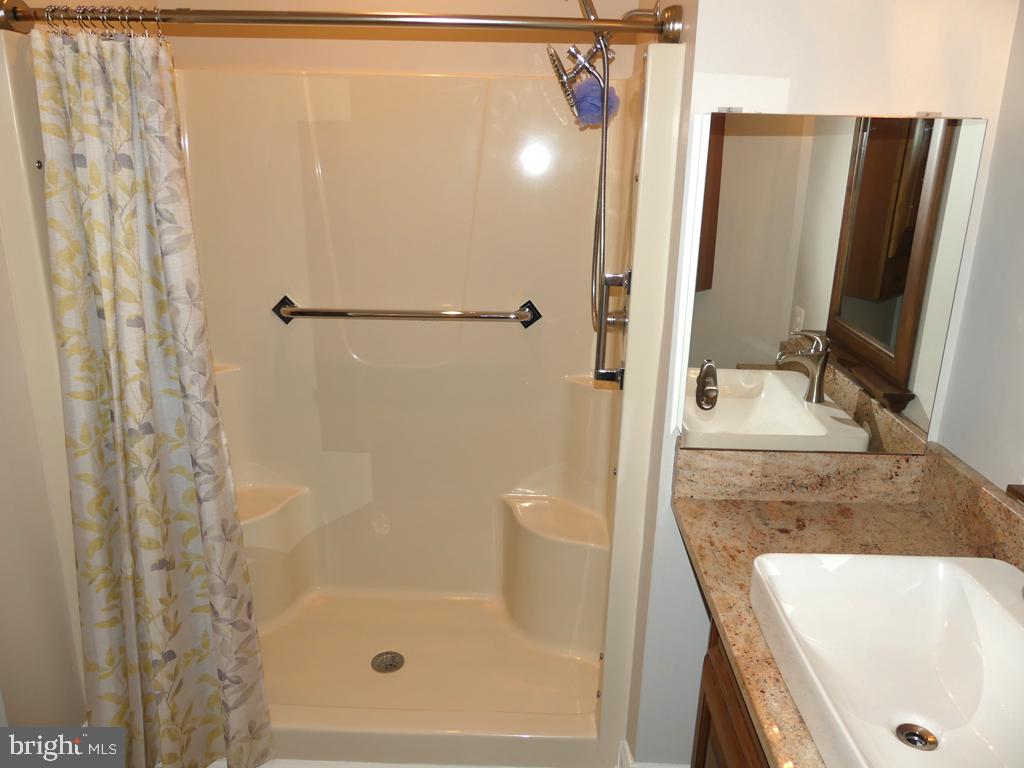 303 Tiree Ct #402 Property Photo 19