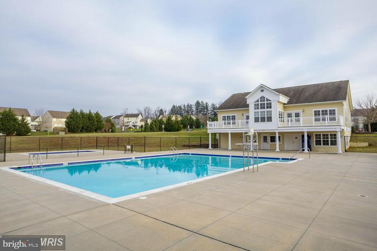 303 Tiree Ct #402 Property Photo 31
