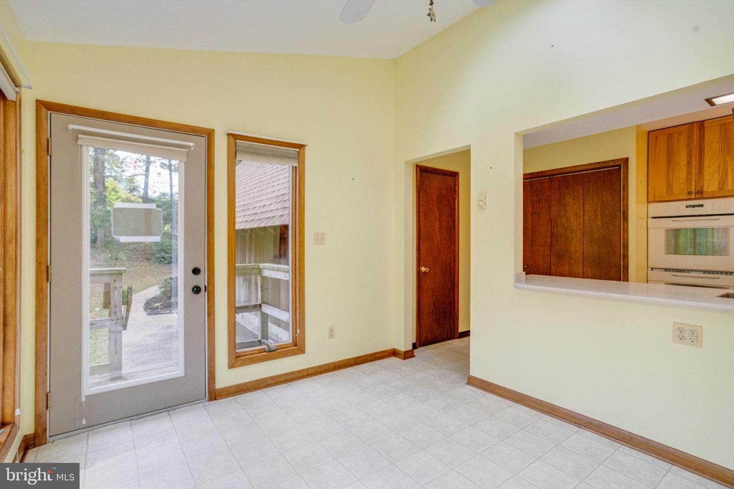 2010 Fallsgrove Way Property Photo 29