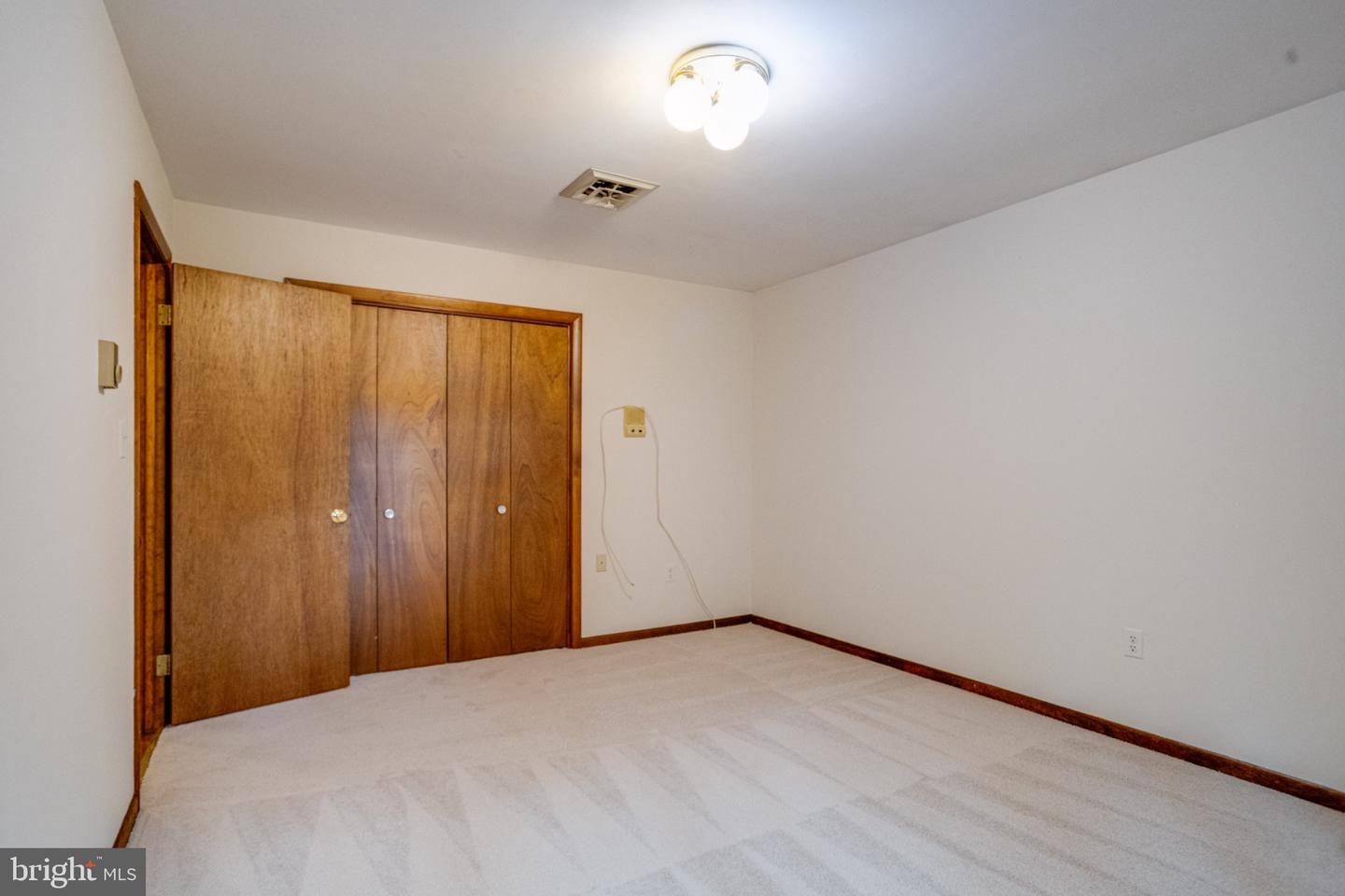 2010 Fallsgrove Way Property Photo 38