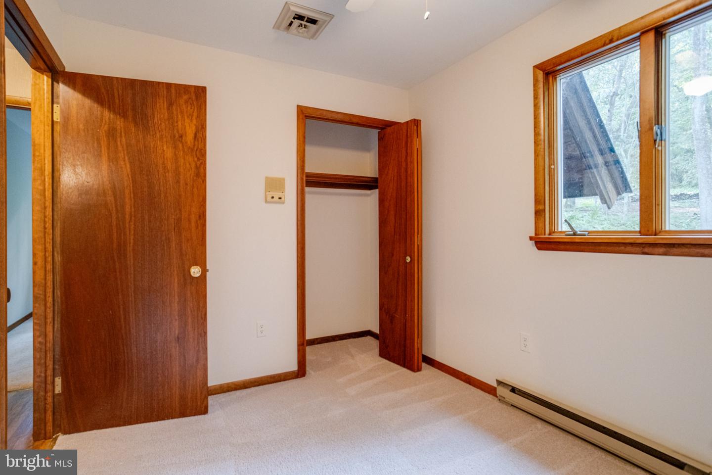 2010 Fallsgrove Way Property Photo 45
