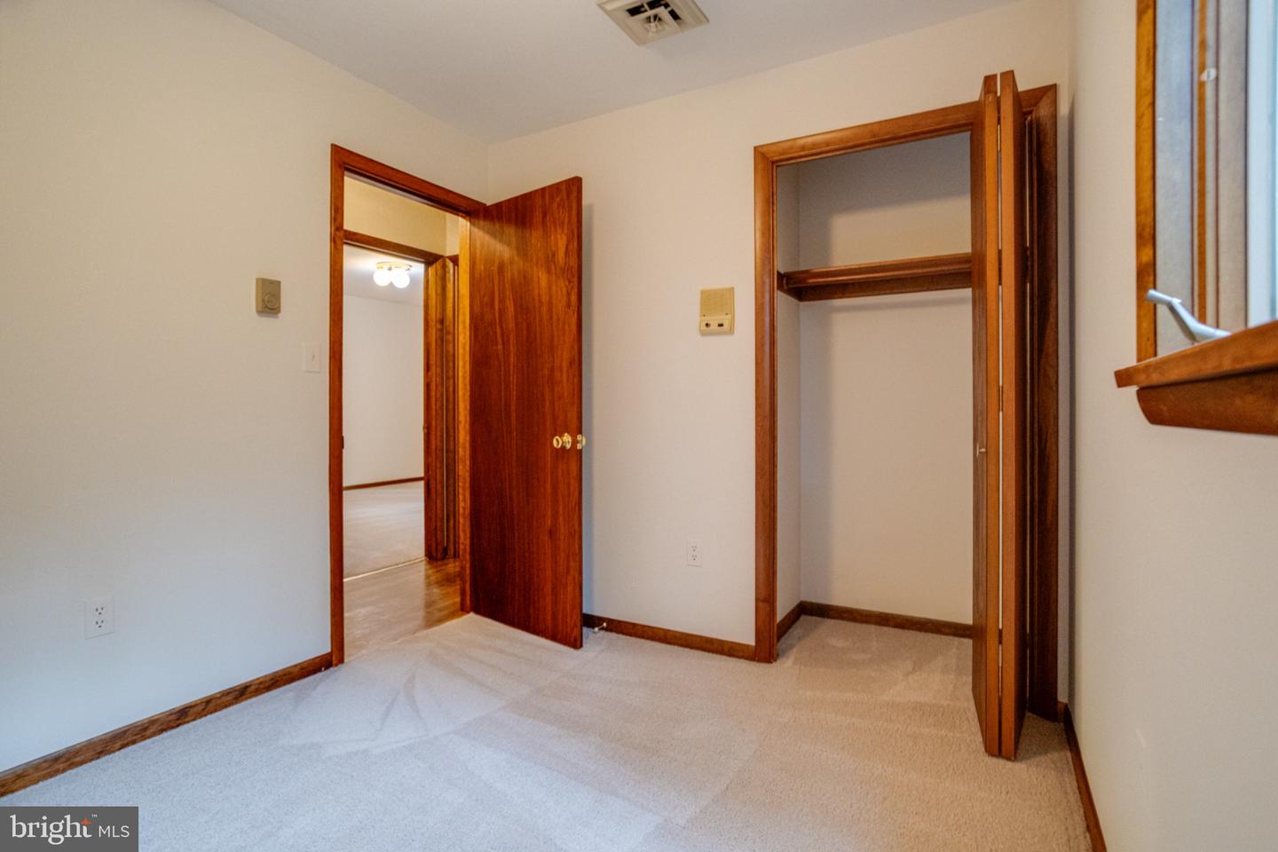 2010 Fallsgrove Way Property Photo 46