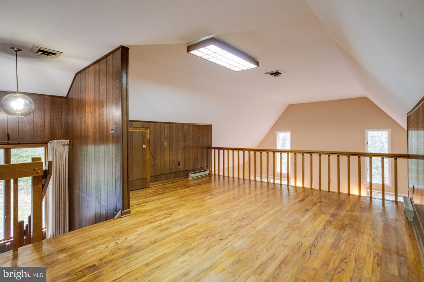2010 Fallsgrove Way Property Photo 55