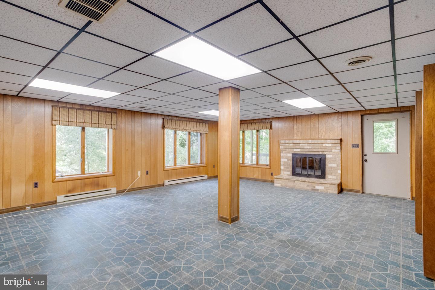 2010 Fallsgrove Way Property Photo 69