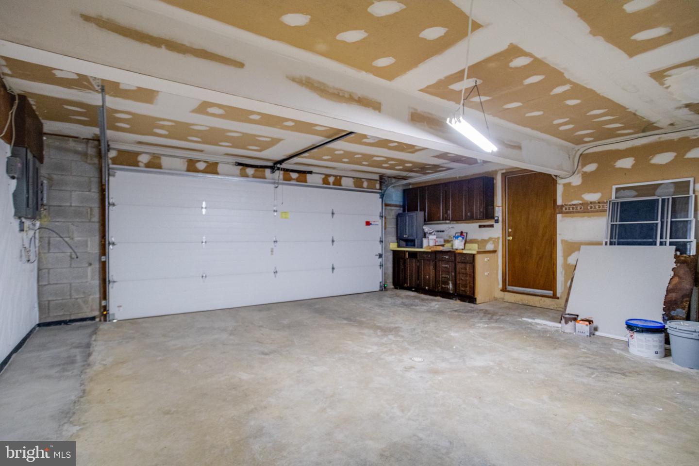 2010 Fallsgrove Way Property Photo 77