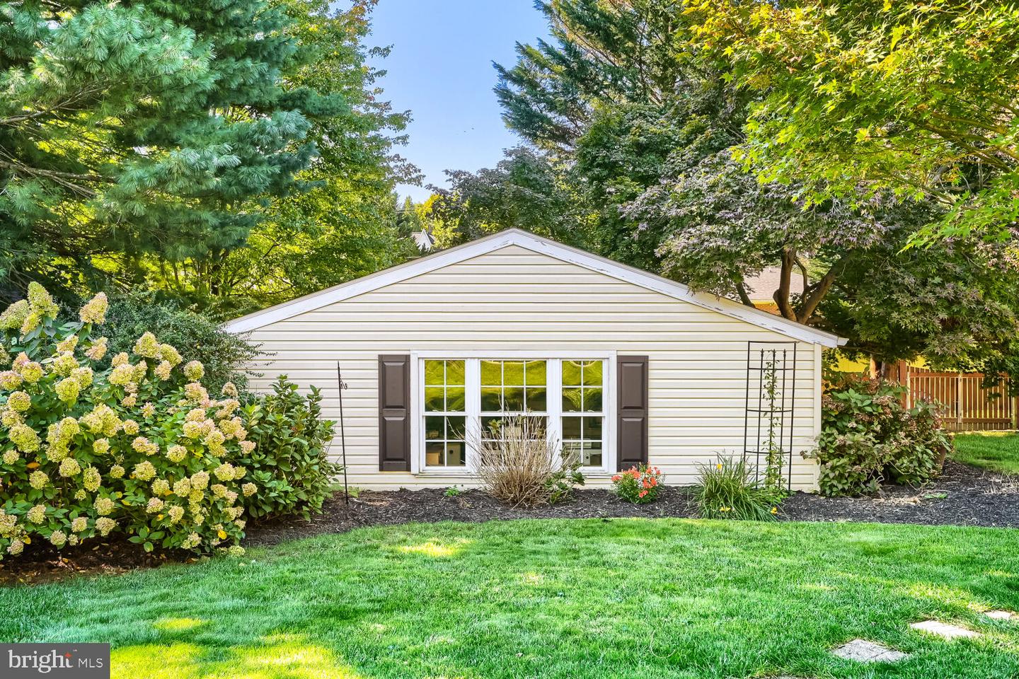 644 Old Orchard Rd Property Photo 49