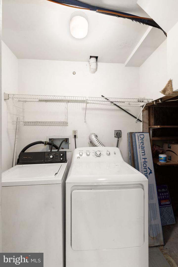 1209 Liberty Sq #11 Property Photo 12