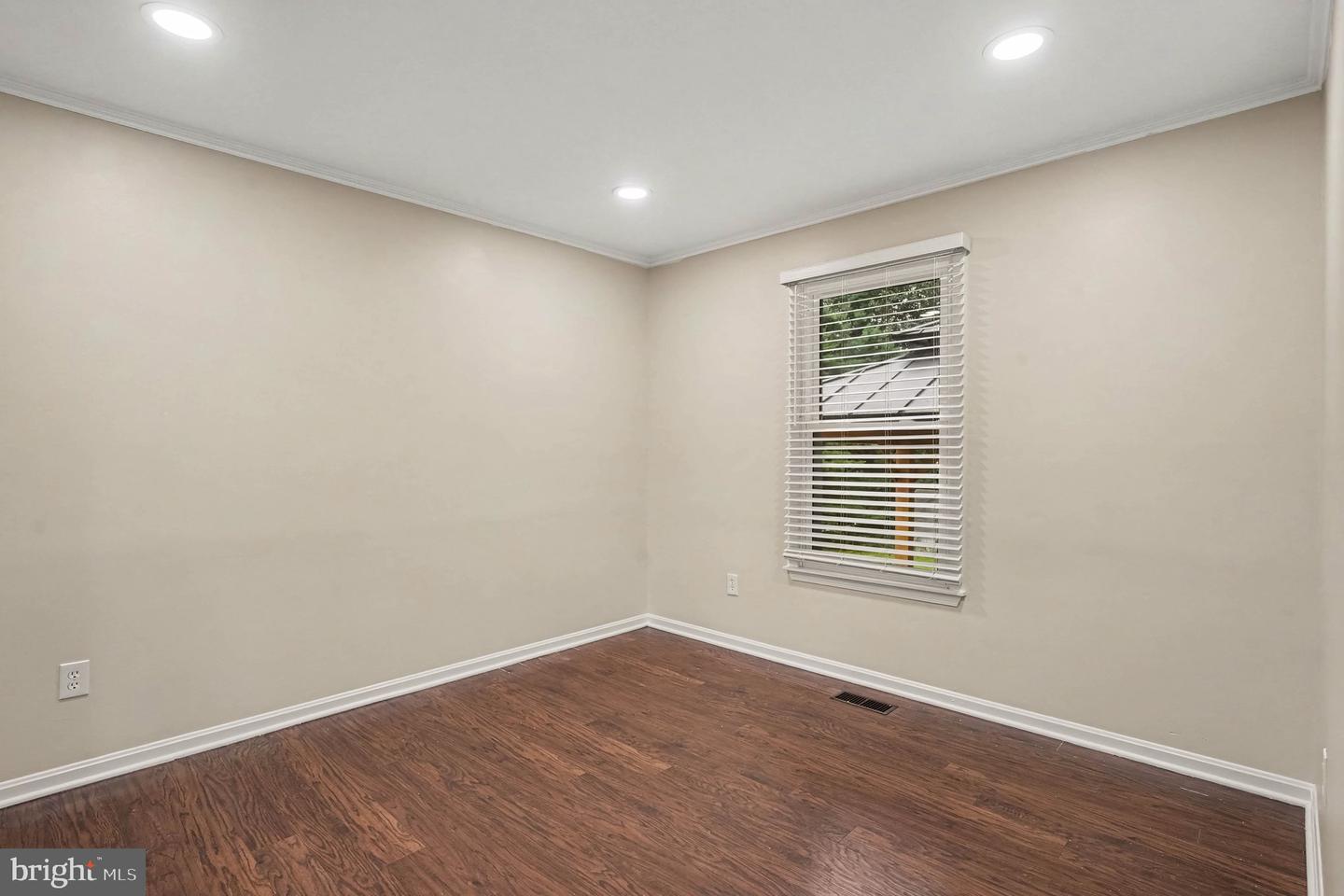 339 Regal Dr Property Photo 19