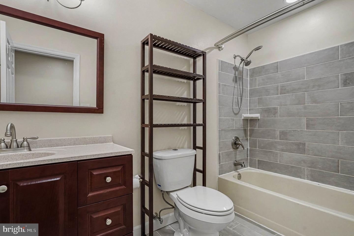 339 Regal Dr Property Photo 26