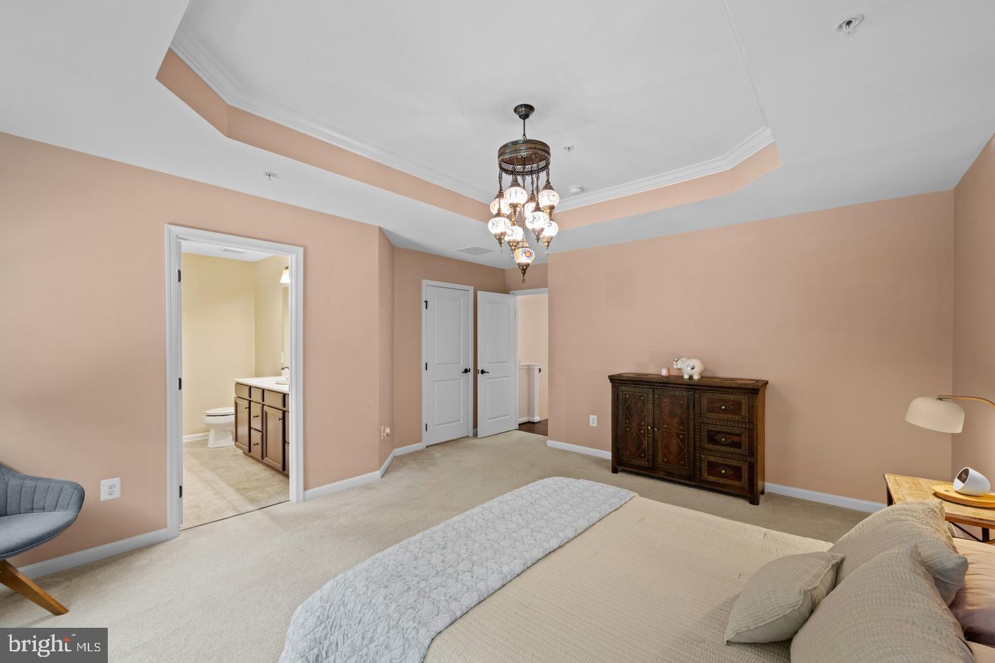 1305 Dickinson Ct Property Photo 17