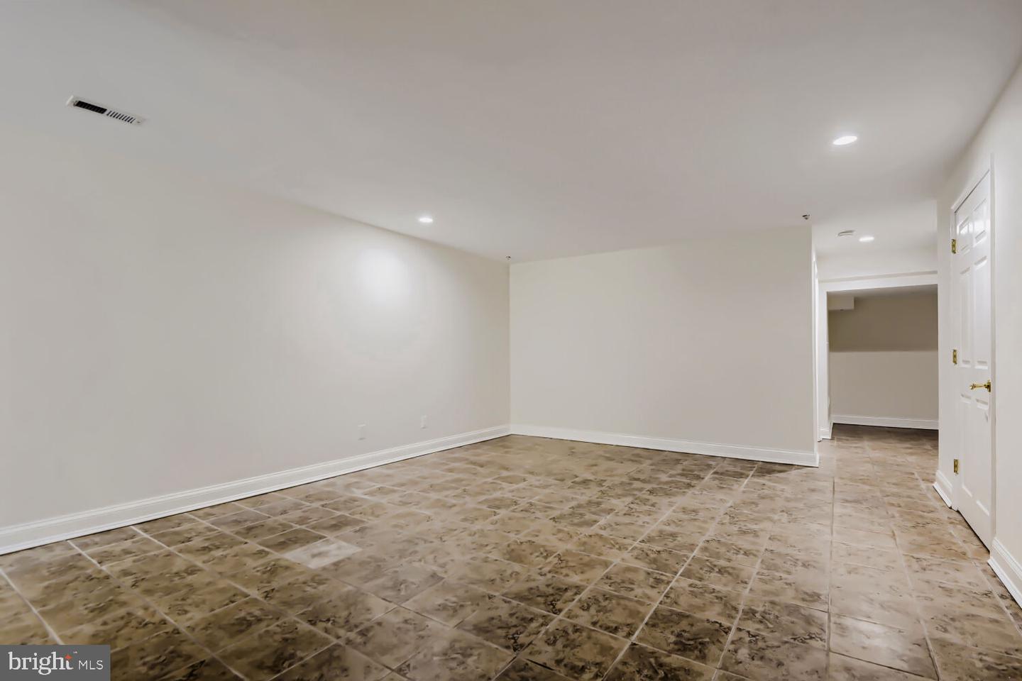 2185 Cantley Ct Property Photo 21