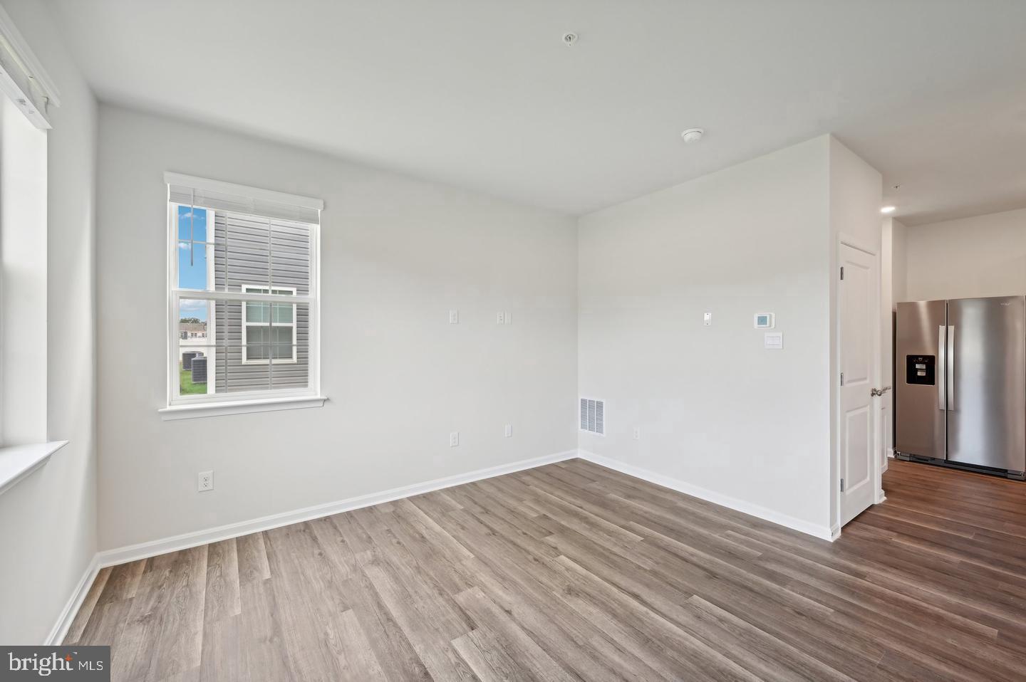 710 Beadilly Way Property Photo 3