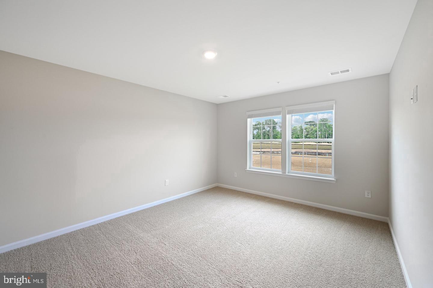 710 Beadilly Way Property Photo 31