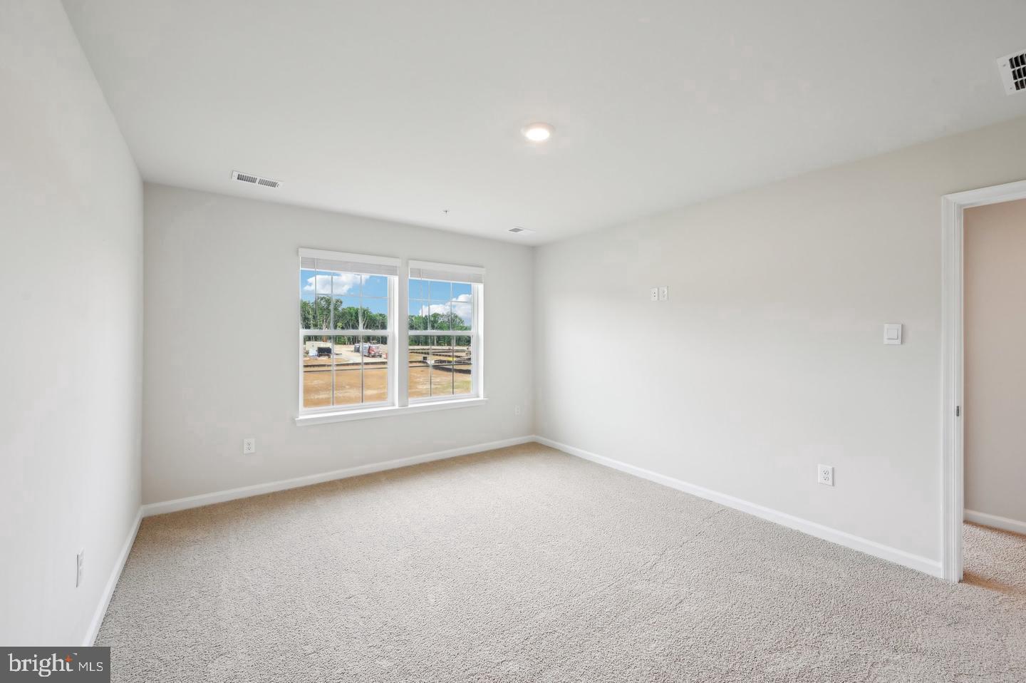 710 Beadilly Way Property Photo 33