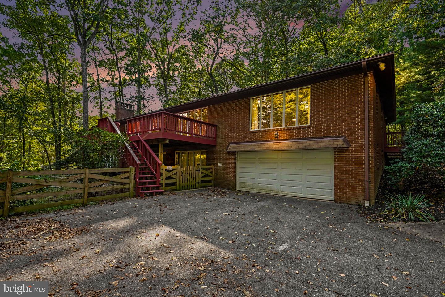 2741 Greene Ln Property Photo 37