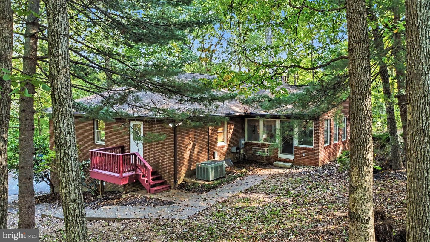 2741 Greene Ln Property Photo 39