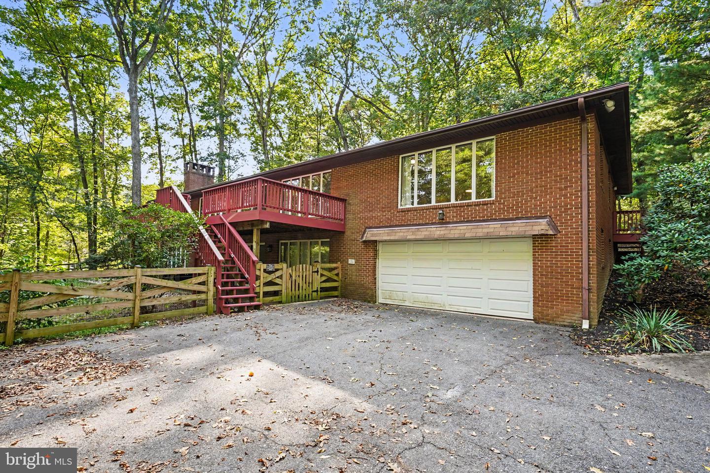 2741 Greene Ln Property Photo 43