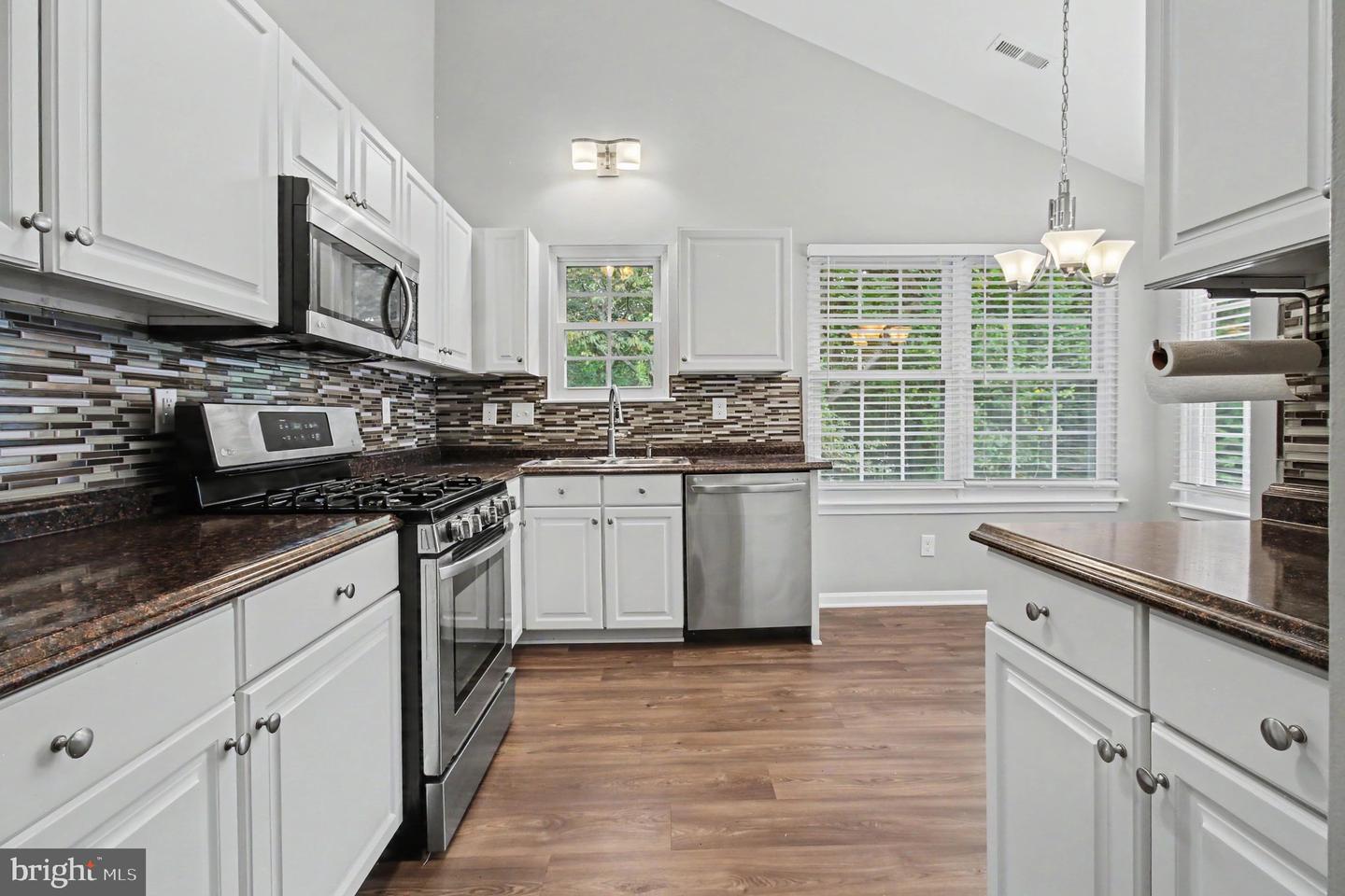 307 Tall Pines Ct #l Property Photo 5