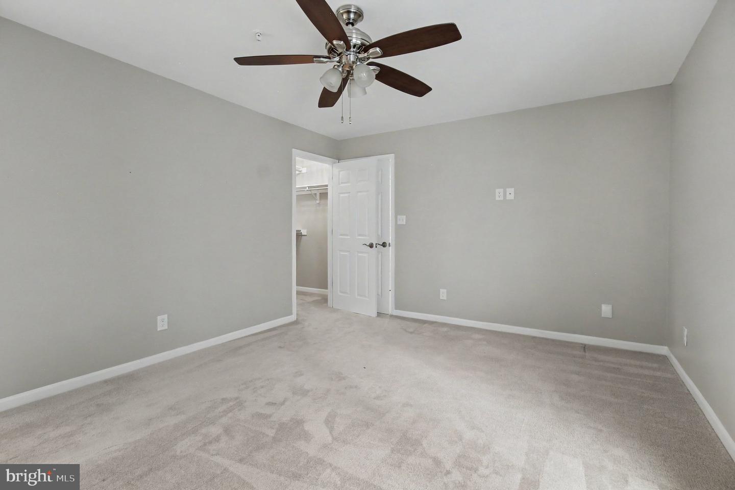 307 Tall Pines Ct #l Property Photo 9