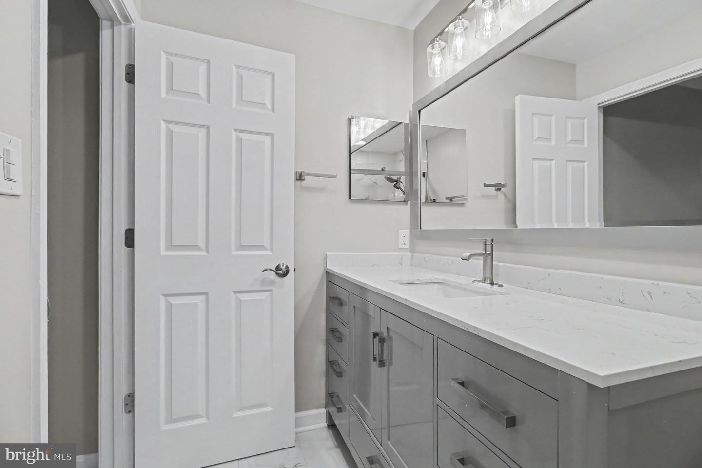 307 Tall Pines Ct #l Property Photo 13