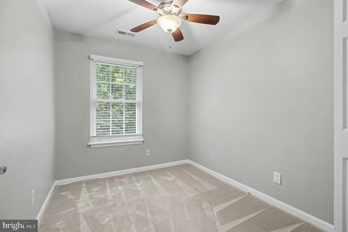 307 Tall Pines Ct #l Property Photo 17