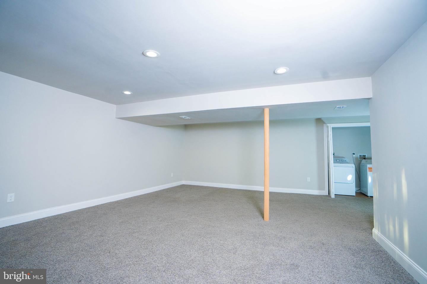 830 Woodmont Ct Property Photo 12