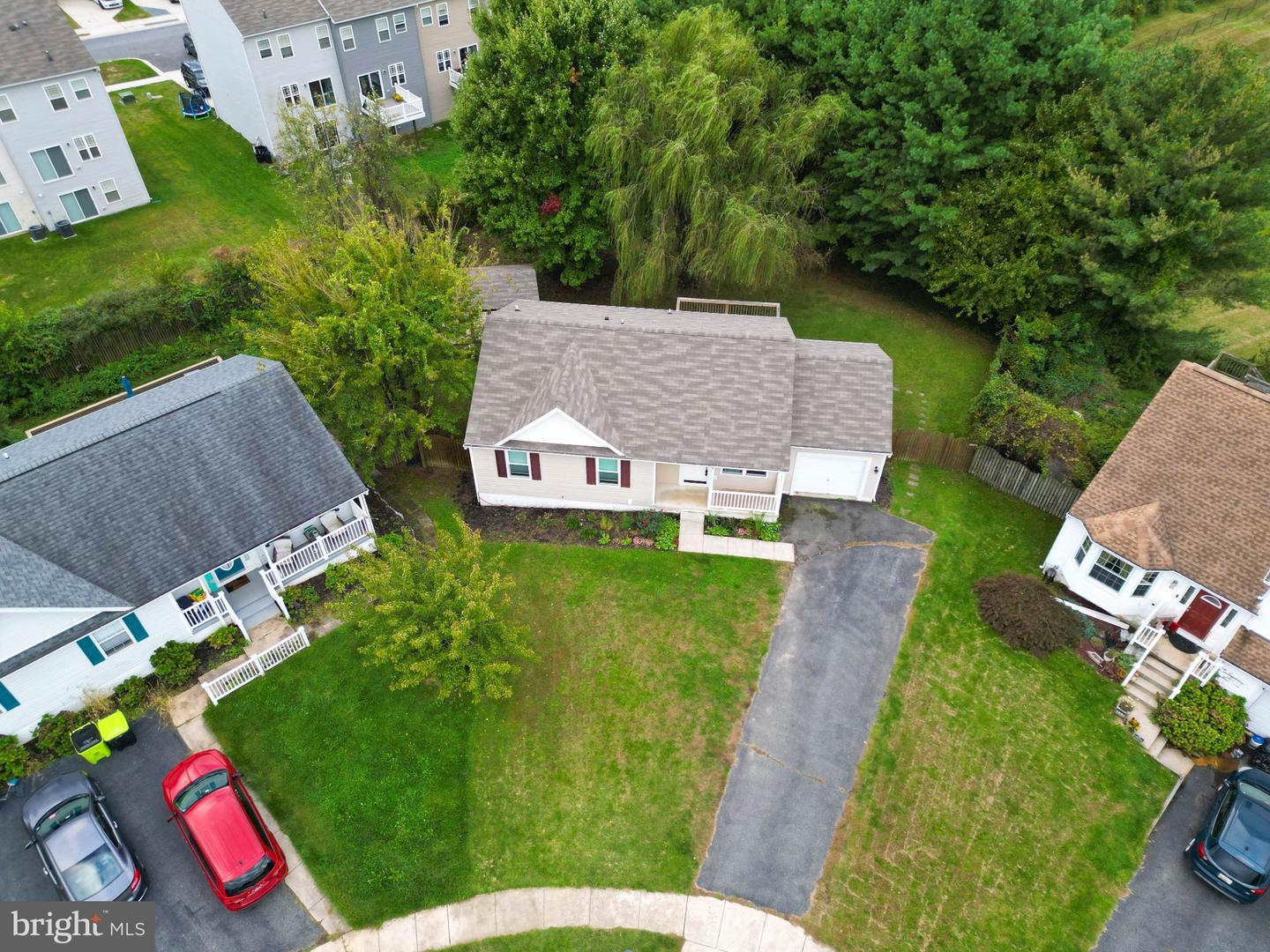 830 Woodmont Ct Property Photo 15