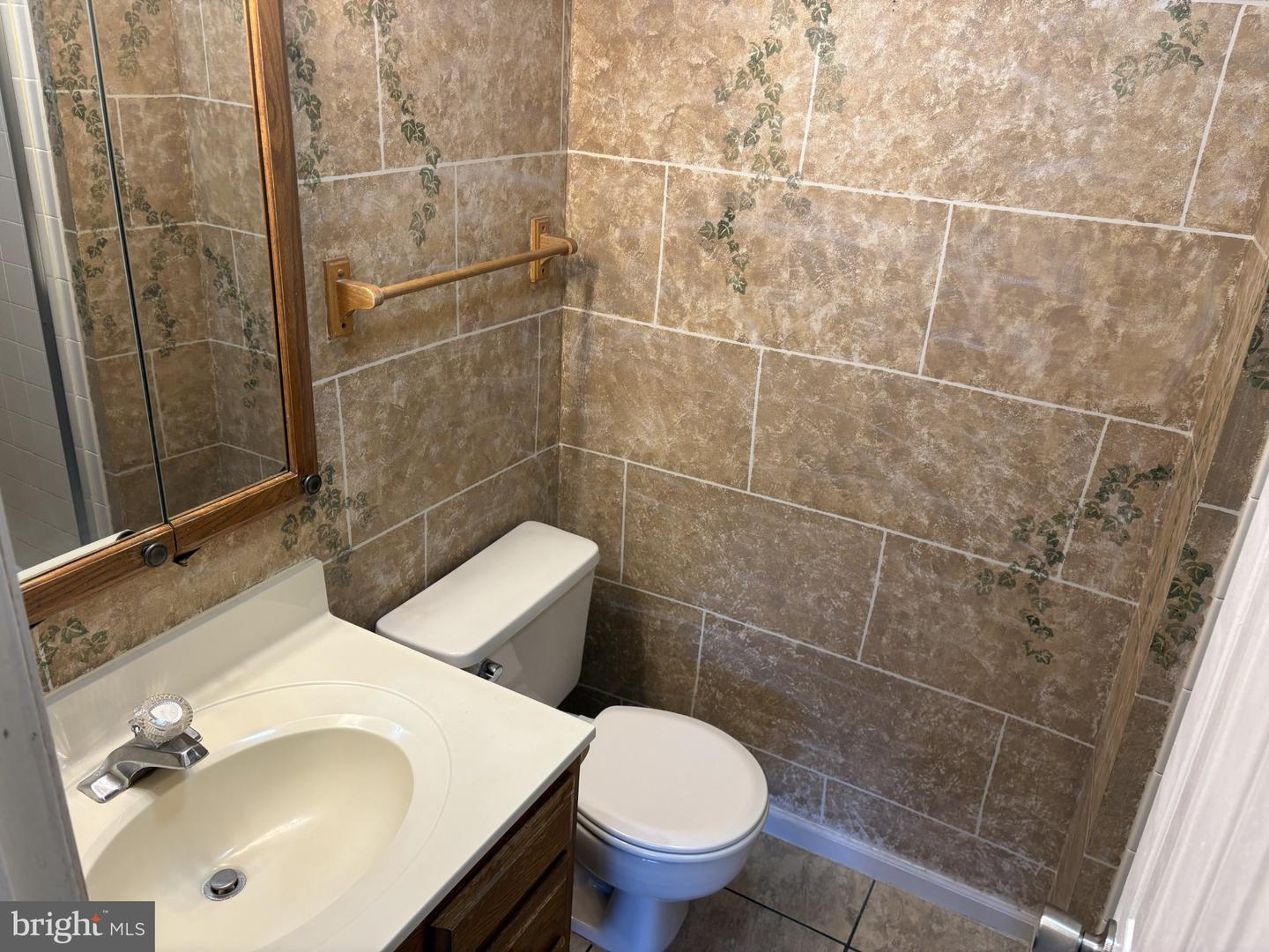 902-k Swallow Crest Ct #902-k Property Photo 13