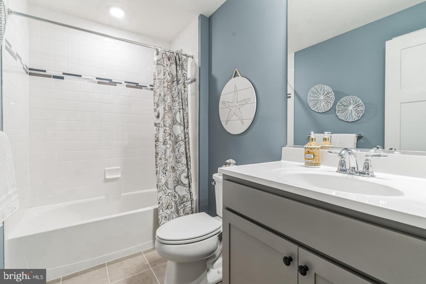 3608-149 Dexter Ct Property Photo 5