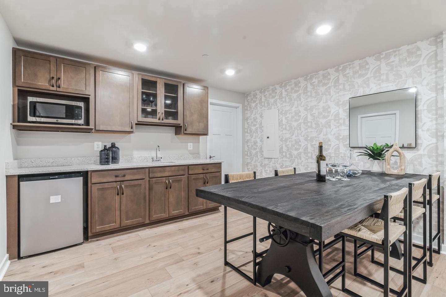 3608-149 Dexter Ct Property Photo 27