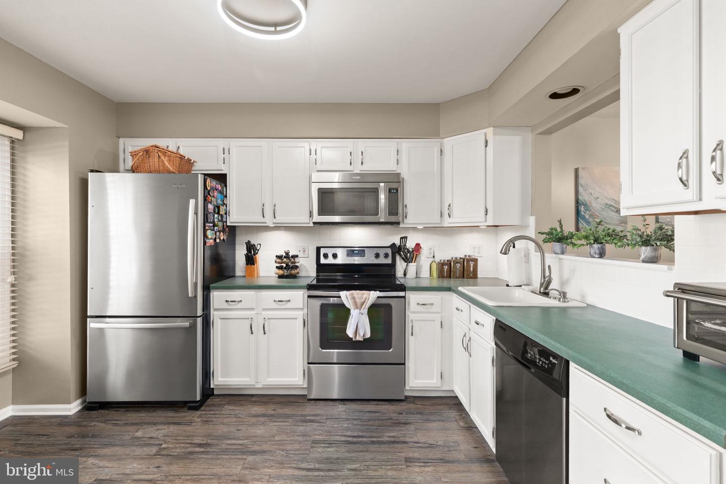 1047 Wingate Ct #i-13 Property Photo 3