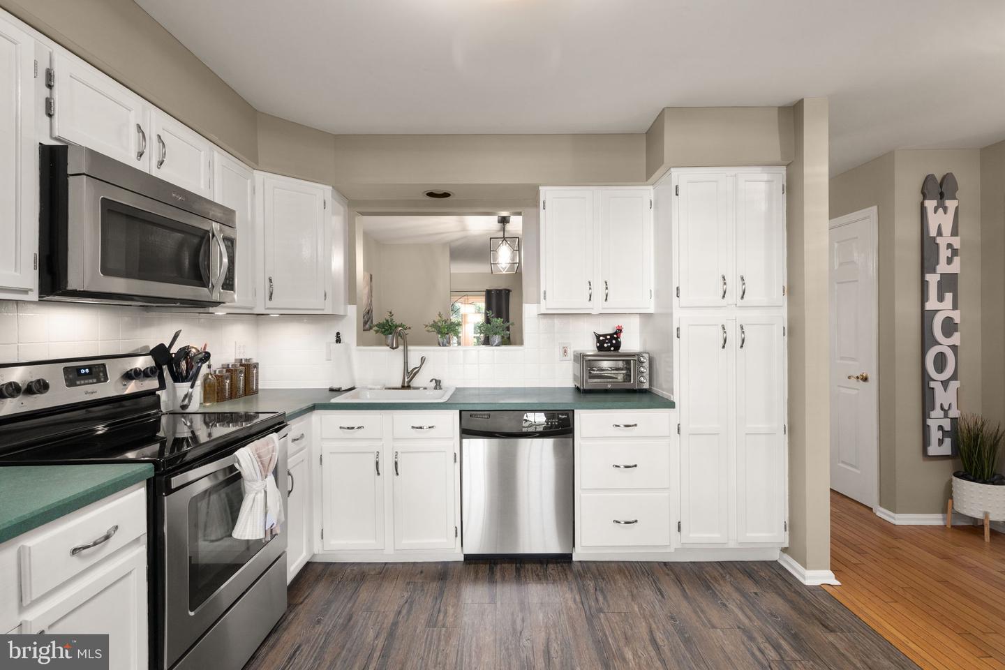 1047 Wingate Ct #i-13 Property Photo 4