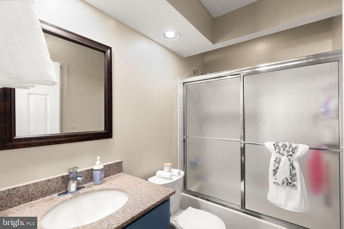 1047 Wingate Ct #i-13 Property Photo 22