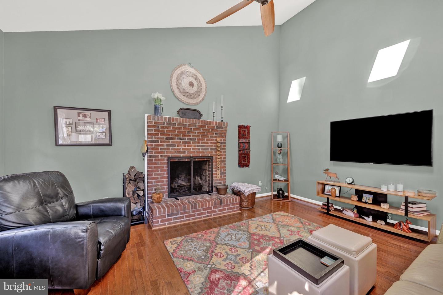 611 Harvest Ct Property Photo 4