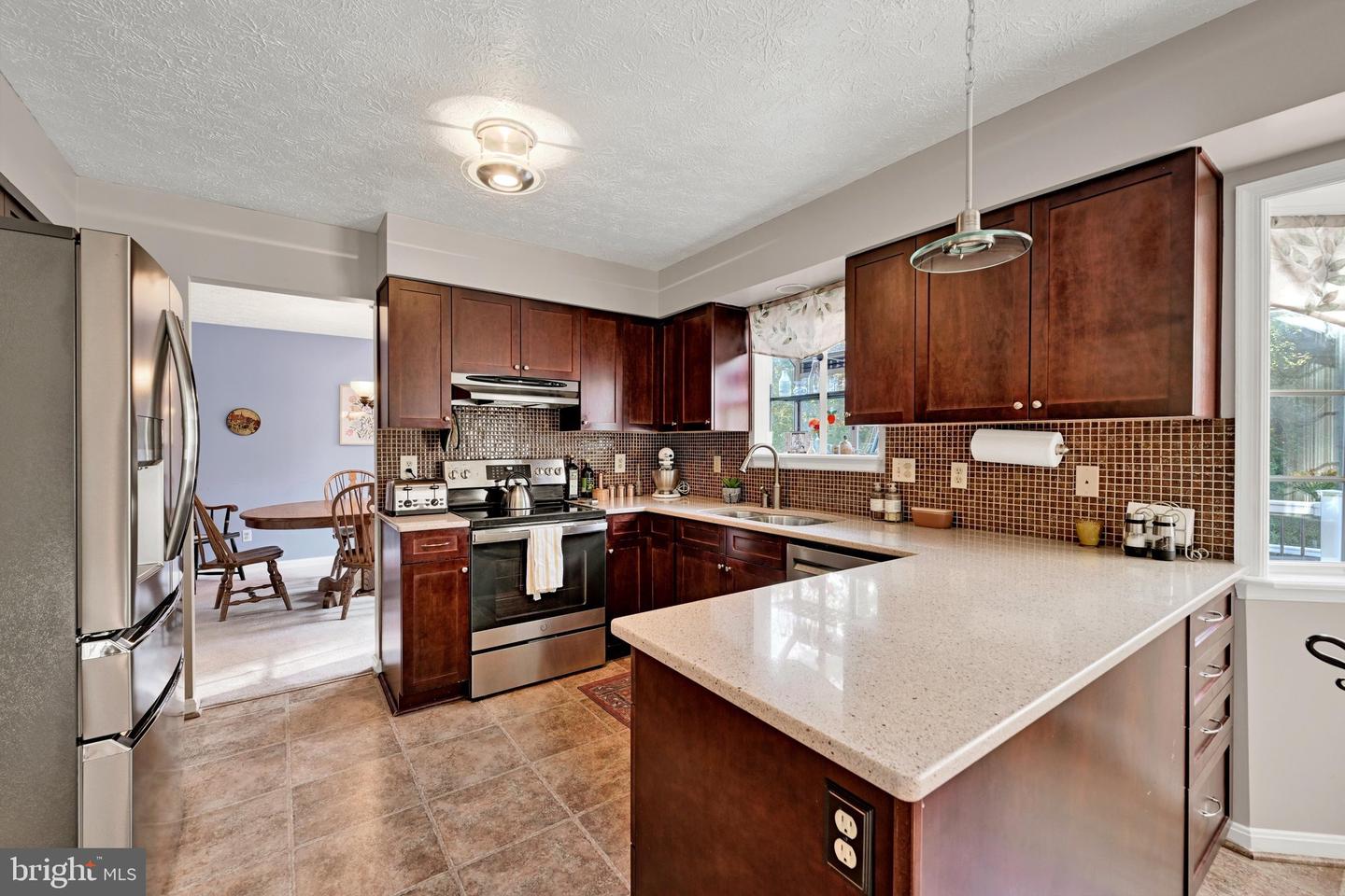 611 Harvest Ct Property Photo 5