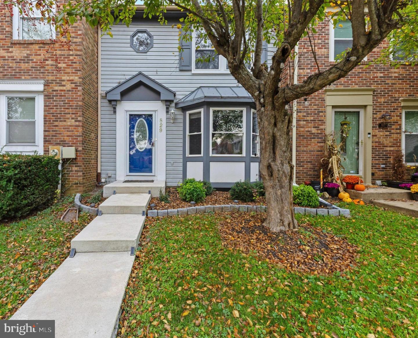 829 DORA PL Property Photo 1
