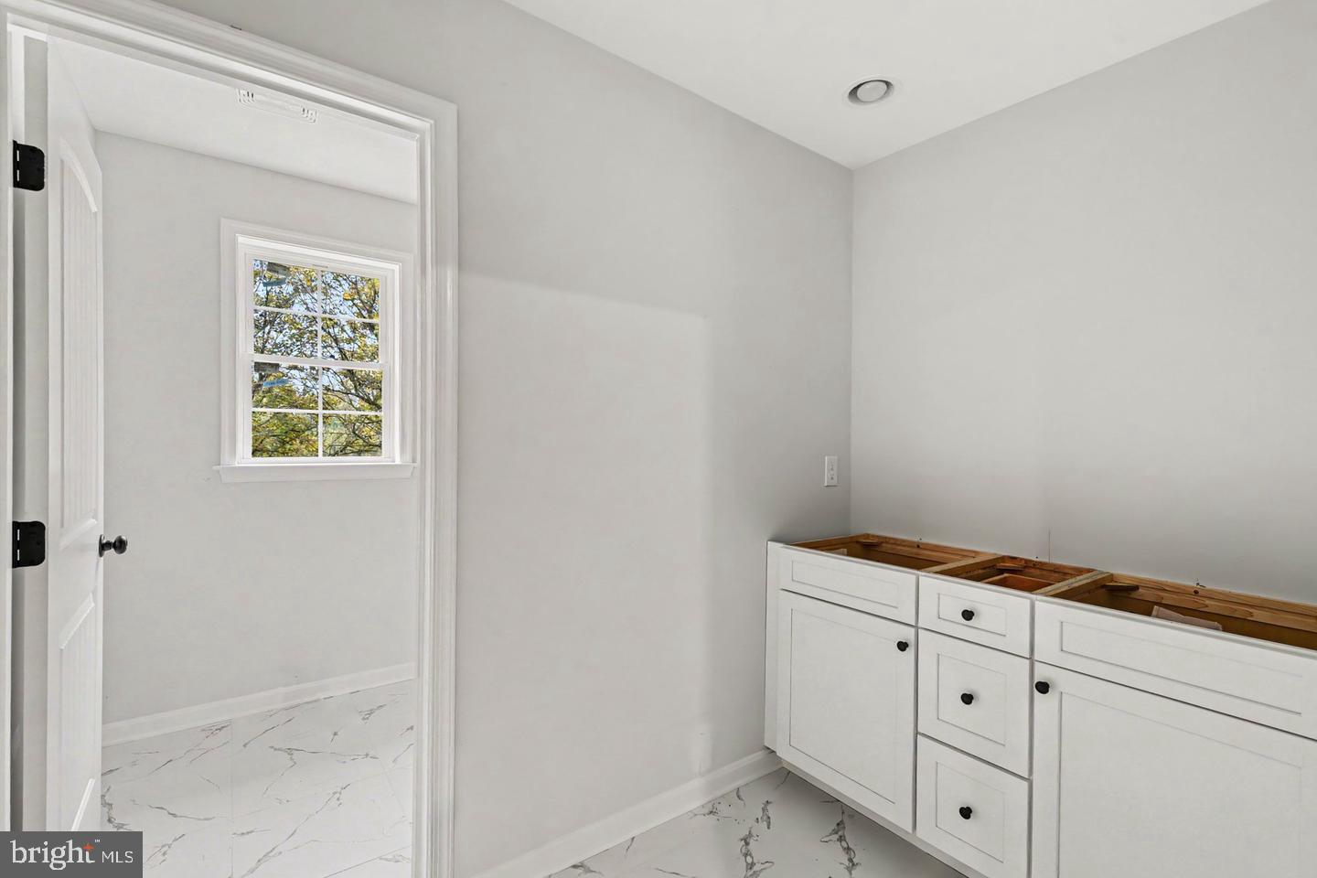 2302 Arthurs Woods Dr Property Photo 14