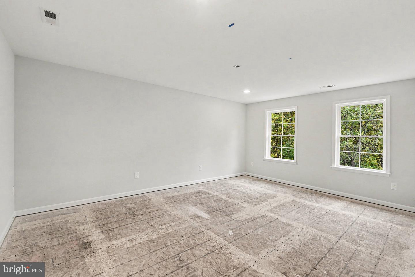 2302 Arthurs Woods Dr Property Photo 15