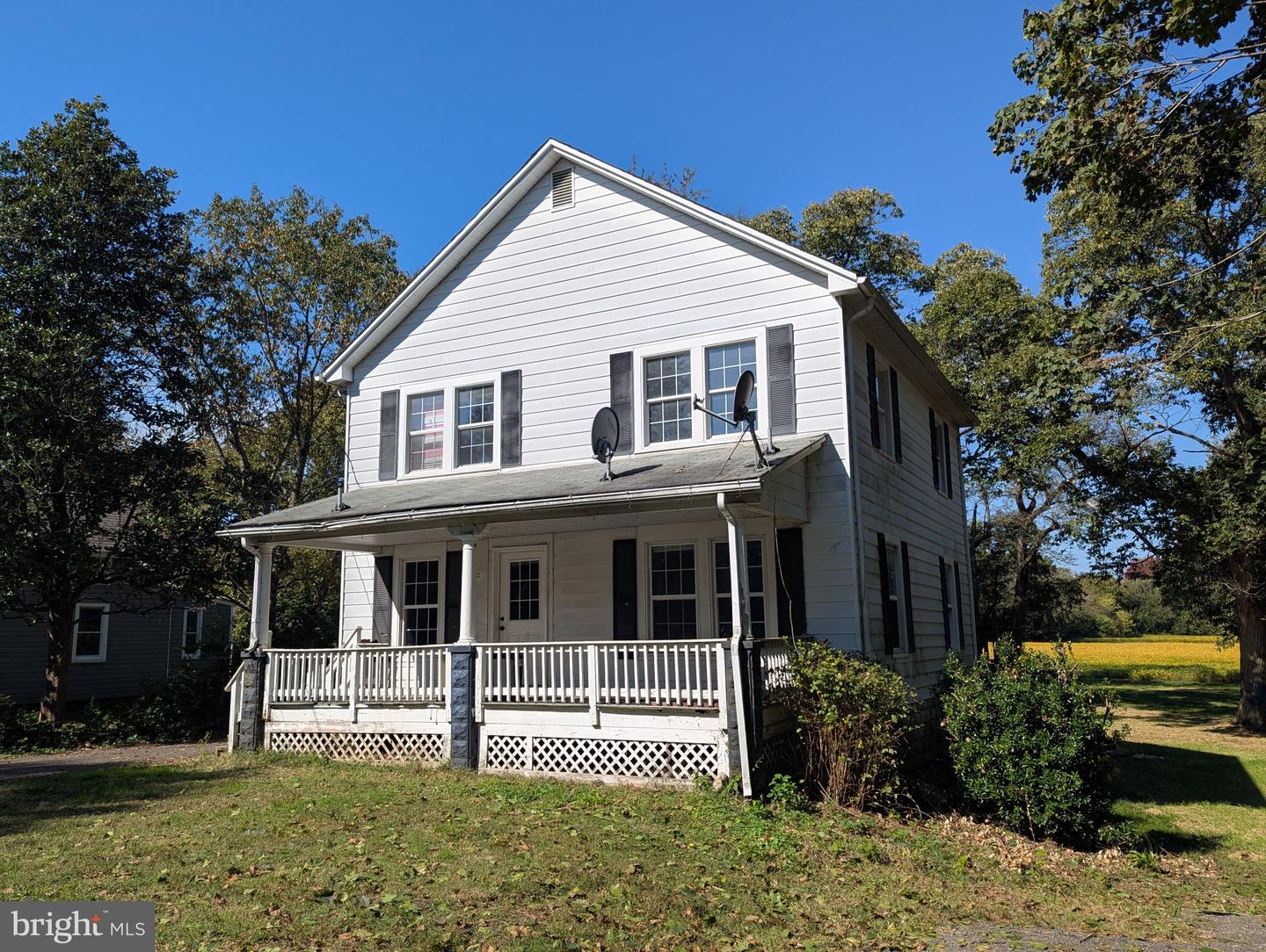 1522 Maple Ave Property Photo 1