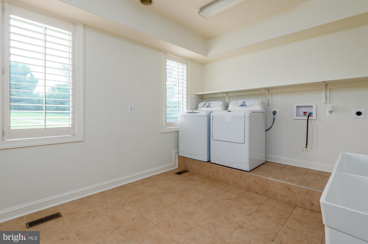 8250 White Pine Ct Property Photo 95