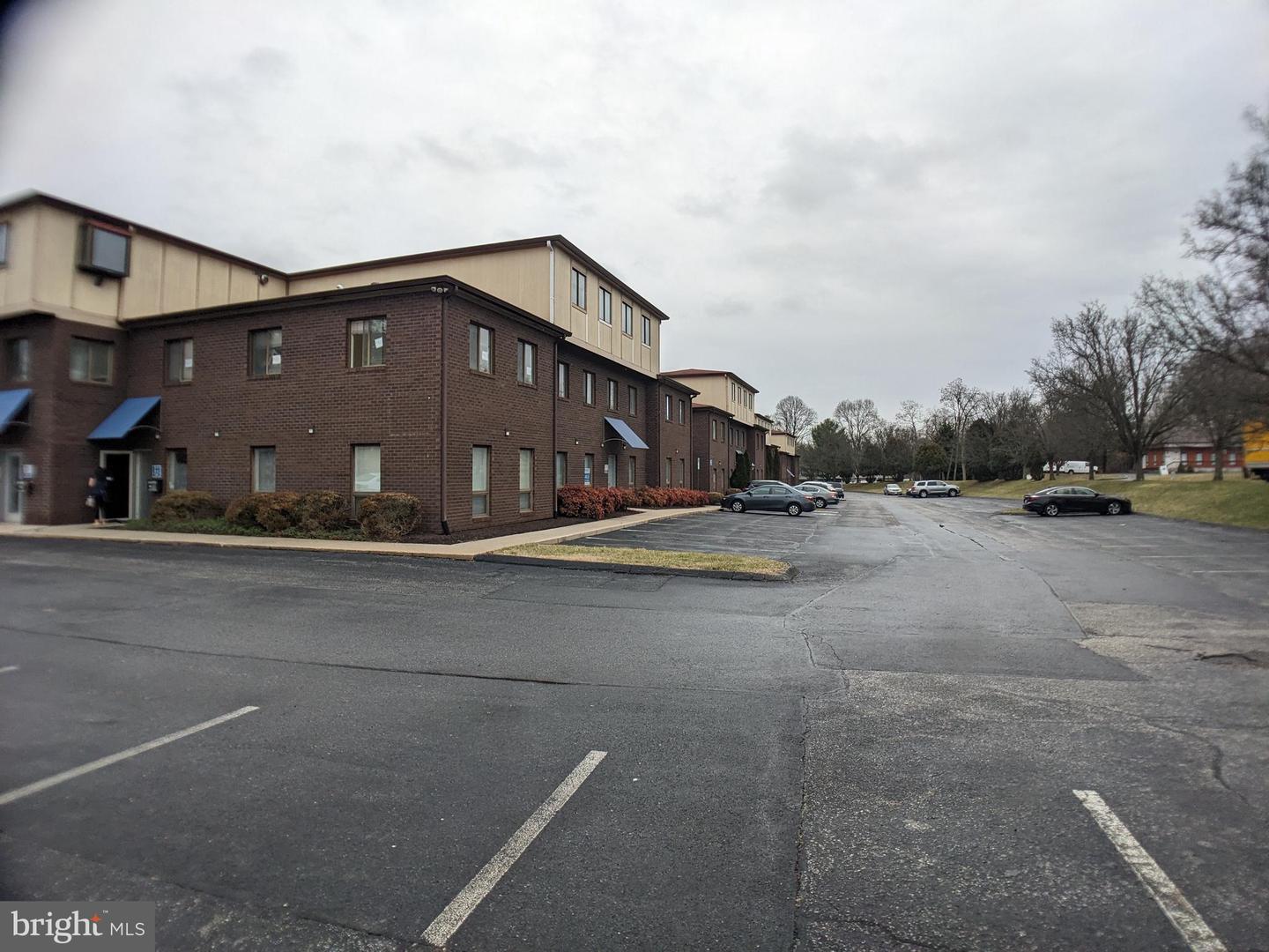 3217 Corporate Ct #9a Property Photo 4