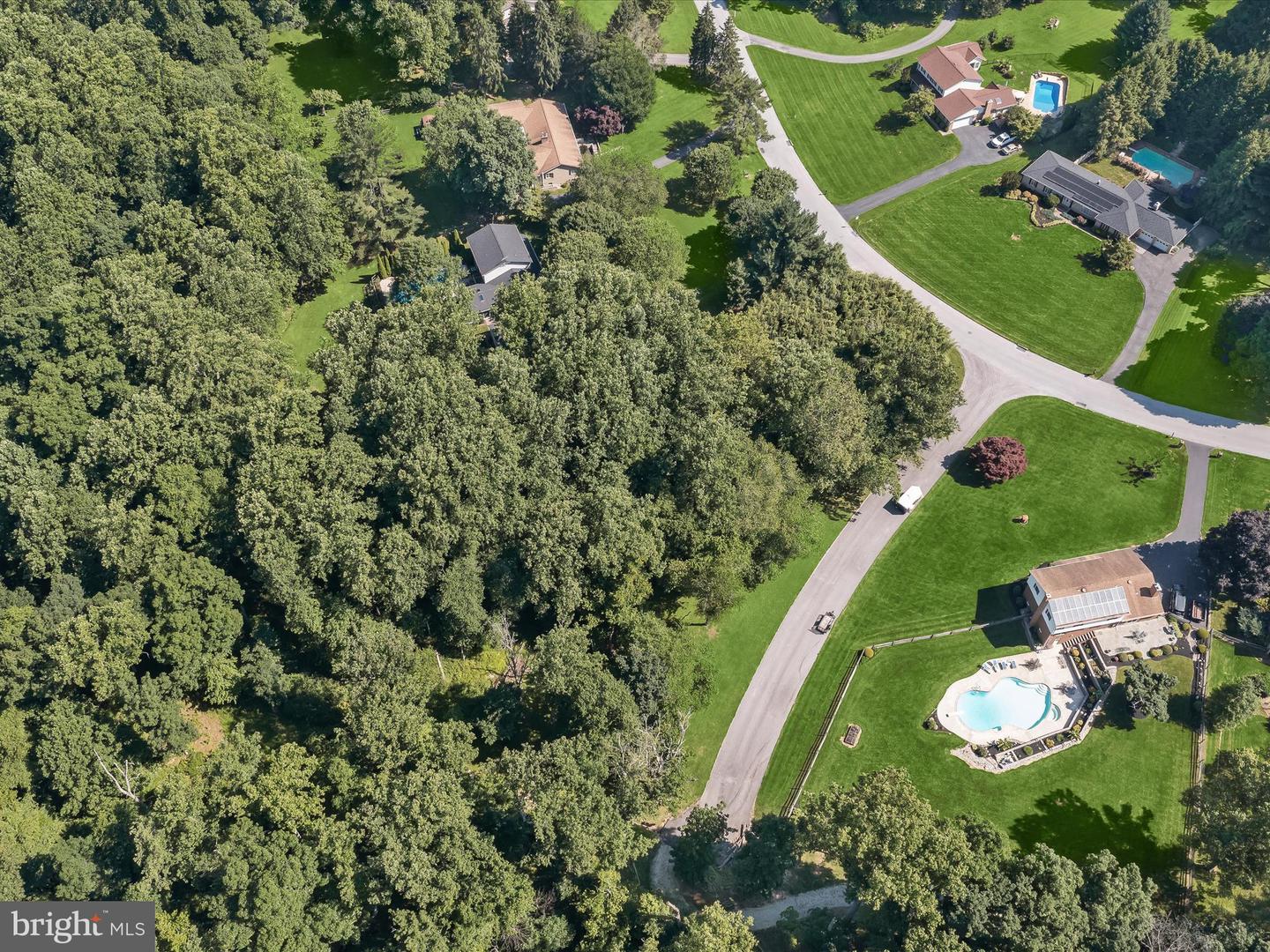 0- Evergreen Way Property Photo 15