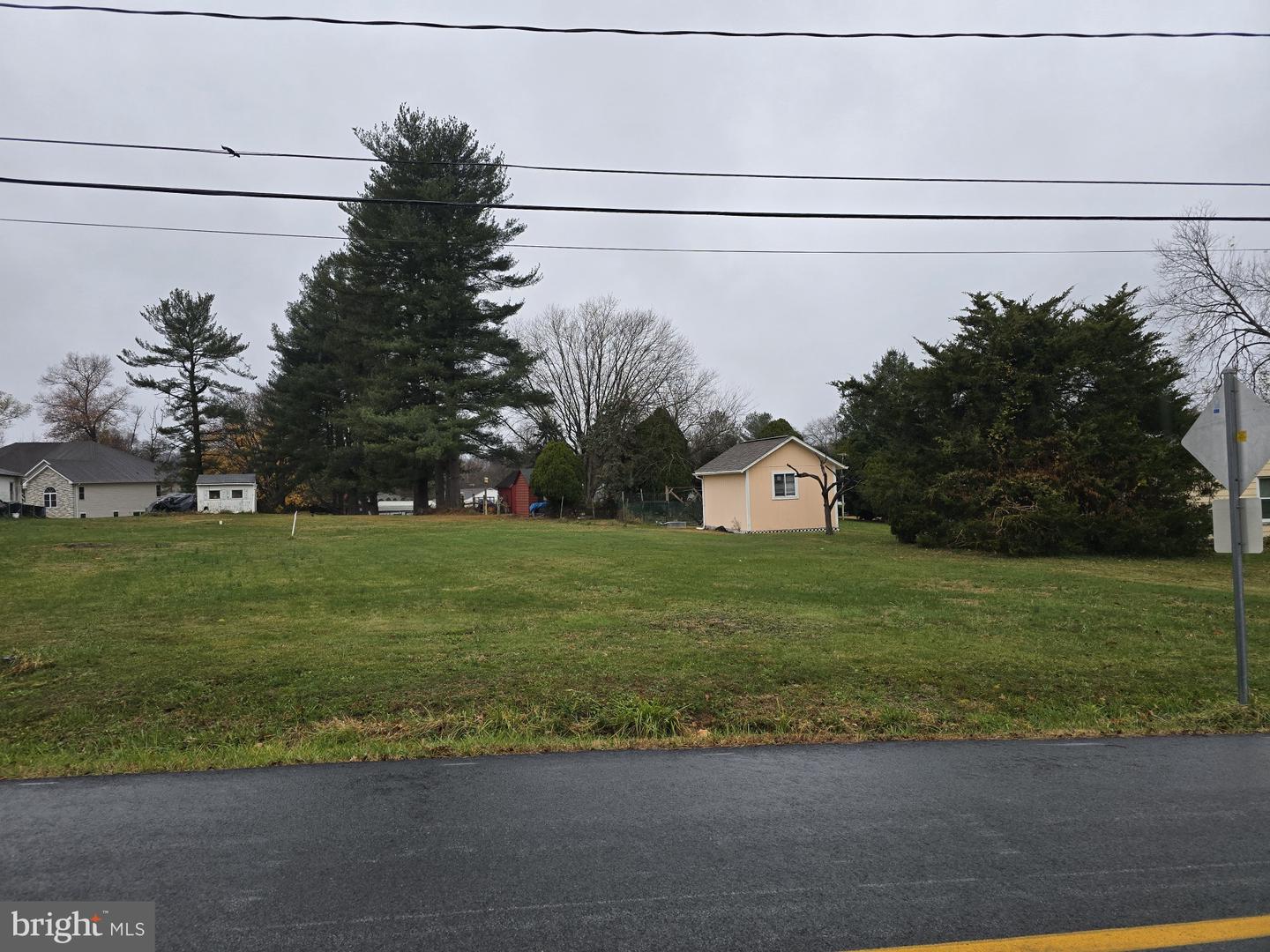 8333 Grove Angle Rd Property Photo 4