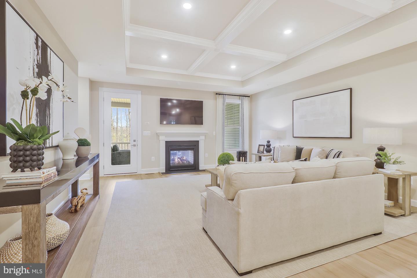 8511 Lallybroch Ln Property Photo 6