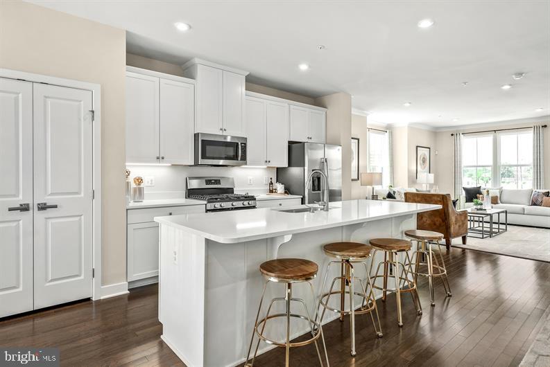 8512 Hudson Ct Property Photo