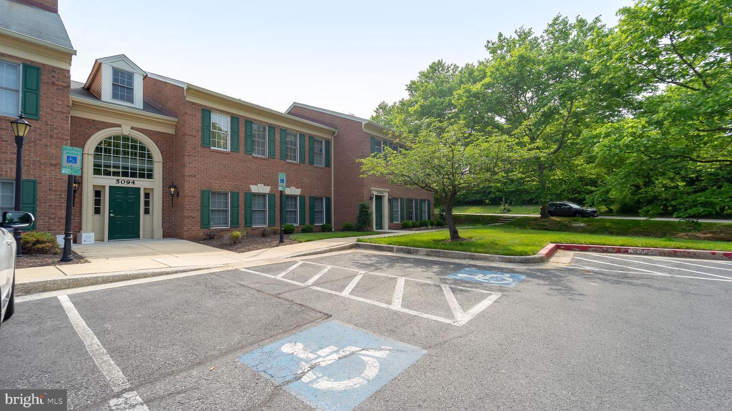 5094 Dorsey Hall Dr #205 & 206 Property Photo 27