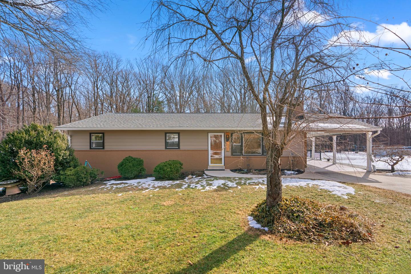 4921 Green Bridge Rd Property Photo