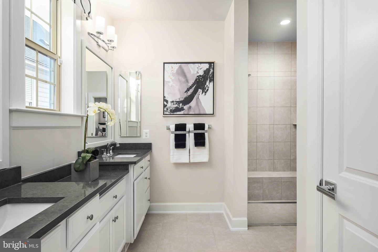 8517 Lallybroch Ln Property Photo 9